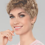 Alia – Sandyblonde rooted