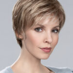 Cara Small Deluxe klein Perücke